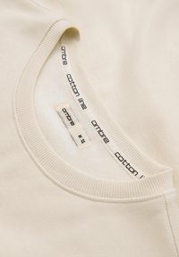 Non selezionato, cream
