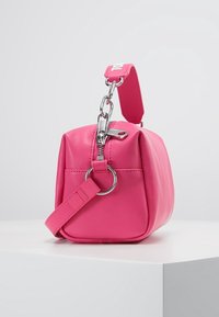 Tommy Jeans Handbag - pink