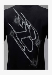 Επιλέχθηκε, black white