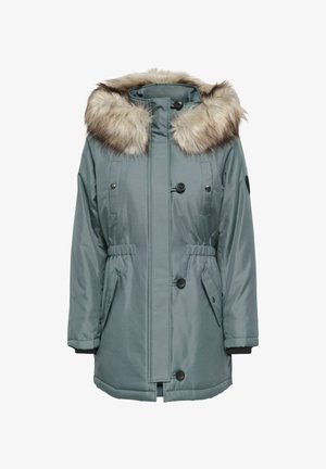 Veste parka en bleu sarcelle atténué avec capuche en fausse fourrure. Elle possède un devant à boutons, deux poches poitrine, une taille avec cordon de serrage et des poignets côtelés.