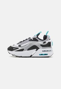 Nike Sportswear AIR MAX FURYOSA NRG - Tenisky - white/black/metallic silver/dusty cactus