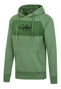 Groene hoodie met een bicolor ontwerp, voorzien van een kangoeroezak, een capuchon met koord en het 'Spitzbub' logo in het zwart op de borst.