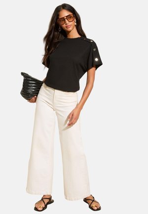Friends Like These, BUTTON DETAIL SHORT SLEEVE - Tričko s potlačou - black
