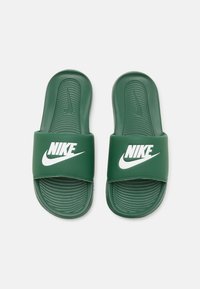 Nike Sportswear VICTORI ONE SLIDE UNISEX - Pantoletai - fir/white