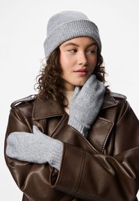 Pieces PCNYNNE HOOD PWP 2-PACK  - Σκούφος - light grey melange