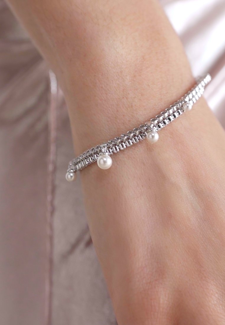 エレガント【Ariana Grande × Swarovski 】パール ブレスレット Ariana Grande x Swarovski bracelet, Crystal pearl, Round cut