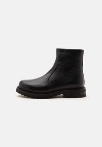 Επιλέχθηκε, black
