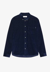 Cămașă din catifea în nuanță bleumarin, cu guler tip button-down, nasturi aurii, mâneci lungi și o buzunar pe piept cu o textură ușor ribbată.