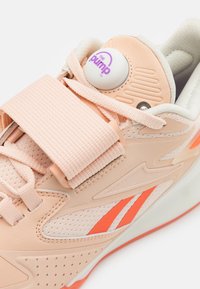 Reebok LEGACY LIFTER III - Scarpe da allenamento - washed clay/chalk/super coral