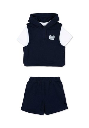 Felpa senza maniche blu navy con maniche corte bianche e pantaloncini a vita elastica blu navy coordinati per bambini.