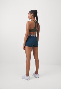 Nike Performance SHORT - Leggings - armory navy/white