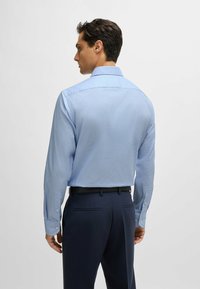 BOSS JOE-KENT - Zakelijk overhemd - light blue