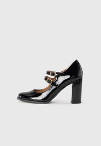 High heels - black