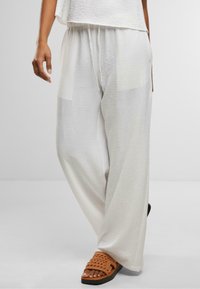 Urban Classics STRUCTURED WIDE - Kelnės - white
