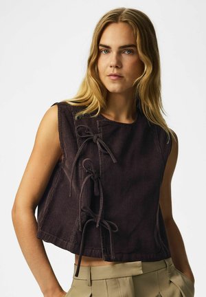 Pieces, VEST PCAIA SLANTED TIE CORDUROY - Top - ganache