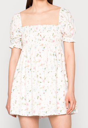 Freizeitkleid - pink