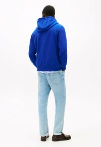 Tommy Hilfiger LOGO HOODY - Jersey con capucha - wedge blue