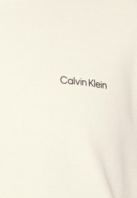 Calvin Klein MICRO LOGO REPREVE - Sudadera - stony beige
