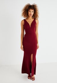 WAL G TALL ROSIE CUT OUT - Haljina od žerseja - wine