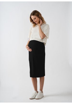 BASIC - Pencil skirt - black