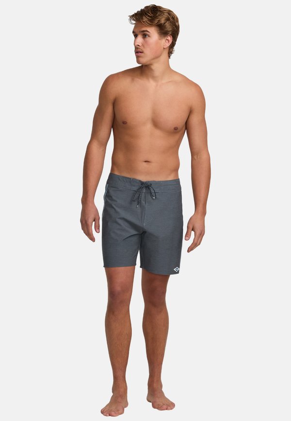 KIRRA PERFORMANCE - Badeshorts - ain