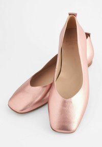 Next SIGNATURE LEATHER HIGH CUT BALLERINA SHOES - Balerínky - pink