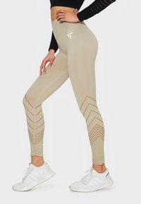 SQUATPROOF Punčochy - beige