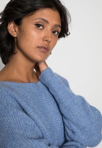 ONLY ONLDANIELLA - Strickpullover - infinity