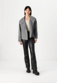 Gina Tricot SHORT JACKET - Casaco leve - grey melange