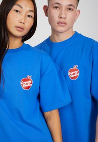 LEGACY STUDIOS UNISEX - Camiseta estampada - blue
