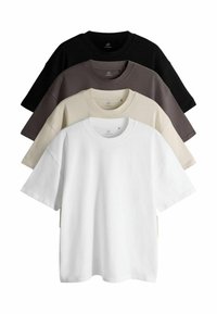 Cztery koszulki wyświetlone: biała, beżowa, ciemno-brązowa i czarna. Każda ma okrągły dekolt i krótkie rękawy, wykonana jest z miękkiej tkaniny o luźnym kroju.