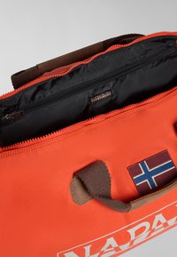 Napapijri BERING - Bolsa de viaje - orange spicy