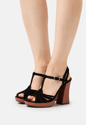 Chie Mihara, Sandales à talons hauts - black