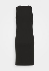 Robe noire sans manches à silhouette ajustée, avec un détail côtelé texturé au dos, confectionnée dans un tissu extensible et lisse.