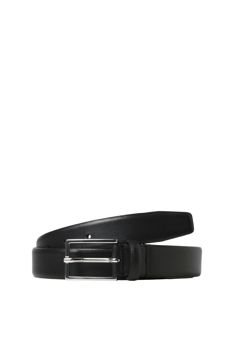 Ceinture en cuir noir avec une boucle en métal argenté. Présente une texture lisse, un design à une ardillon et plusieurs trous de réglage le long de la sangle.