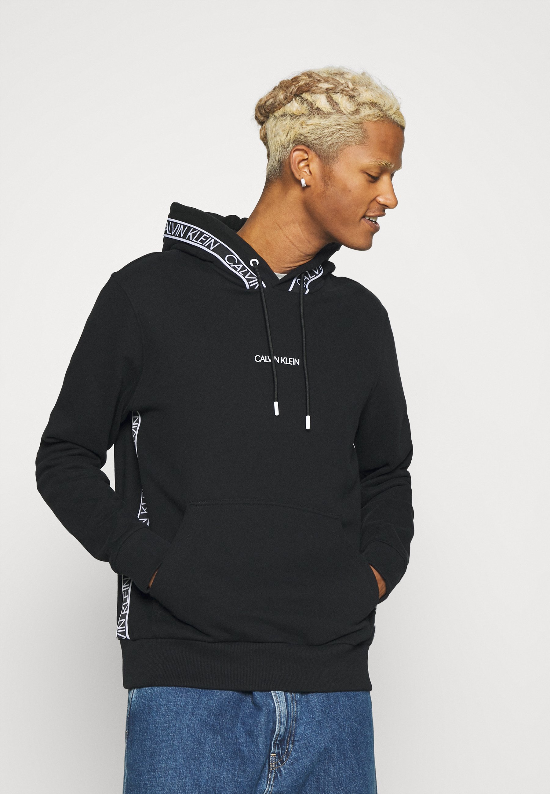 Calvin Klein ESSENTIAL LOGO TAPE HOODIE - Sweatshirt - black - Zalando.co.uk
