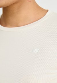 New Balance MICRO LONG SLEEVE - Μπλούζα με μακριά μανίκια - linen