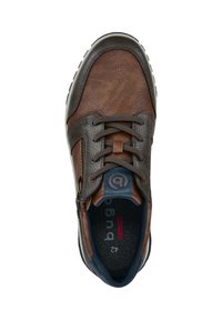 Braune und dunkelgraue Leder-Sneaker mit Schnürsenkeln, seitlichem Reißverschluss, blauem Zungenschilder-Logo und Etikett in Größe 42.