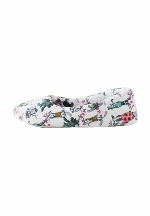 White fabric slipper featuring a colorful animal print design. Rounded toe, soft texture, and flat sole, highlighting playful patterns.