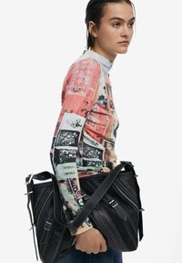Desigual Handtasche - black