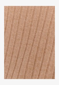 Sélectionné, taupe