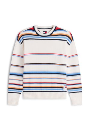 Λευκό πλεκτό πουλόβερ με πολύχρωμες οριζόντιες ρίγες σε μπλε, κόκκινο, πορτοκαλί και μαύρο, με ριμπ γιακά, μανσέτες και τελείωμα.