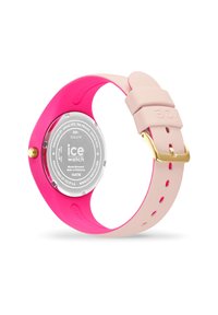 Orologio in silicone colorato con un cinturino rosa e rosa chiaro, cassa rotonda in acciaio inossidabile argentato, dettagli dorati sul cinturino e resistenza all'acqua fino a 10 ATM.