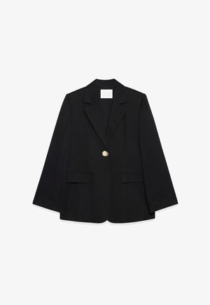 Czarna marynarka o uporządkowanym kroju, z kołnierzykiem, dwoma przednimi kieszeniami i pojedynczym złotym zapięciem na guzik. Tkanina wydaje się gładka i lśniąca.