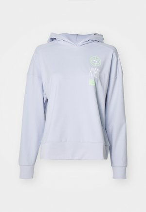 Lys grå hettegenser med lange ermer, ribbestrikket kant og grafiske design i hvitt og neongrønt på forsiden. Myk, glatt stofftekstur.