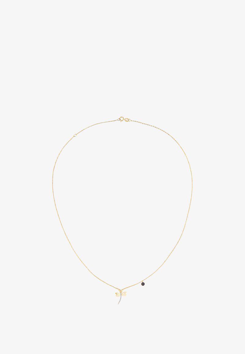 Collana d'oro con una catena delicata, caratterizzata da un ciondolo a forma di libellula e un piccolo accento di perla nera. Design semplice e elegante.