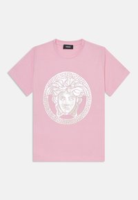 Επιλέχθηκε, pastel pink