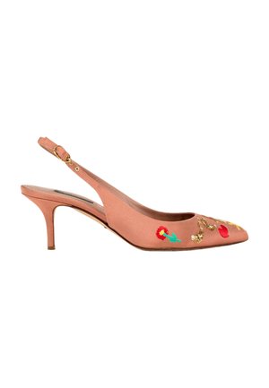 Różowe pantofle na wysokim obcasie typu slingback z cienkim paskiem oraz kolorowymi, haftowanymi wzorami kwiatowymi i cekinami na szpiczastym przodzie.