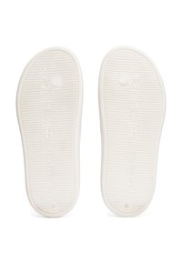 Thumbnail Image 7