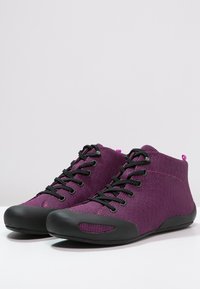 Camper Höga sneakers - dark purple